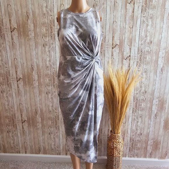 nine britton Dresses & Skirts - Women's dress